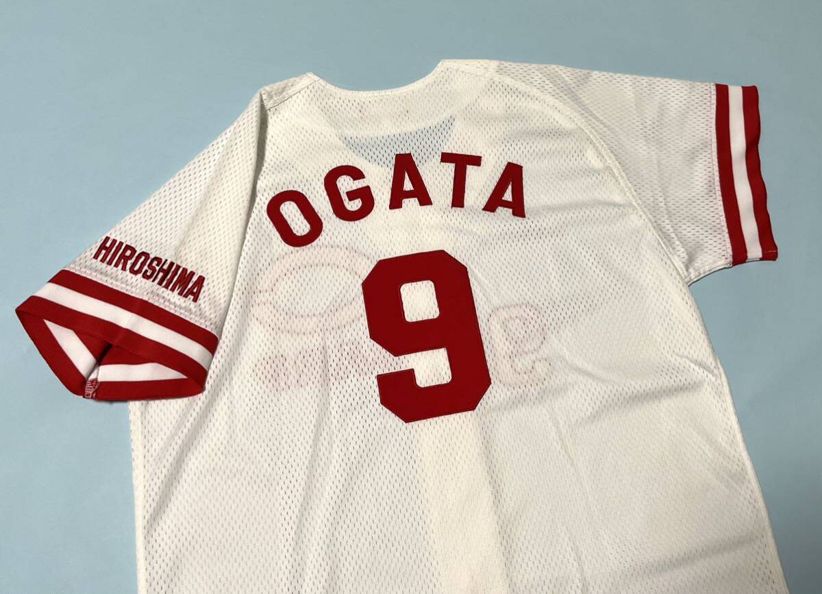 送料無料 即決 広島東洋カープ 緒方孝市選手ユニフォーム 1989-1995