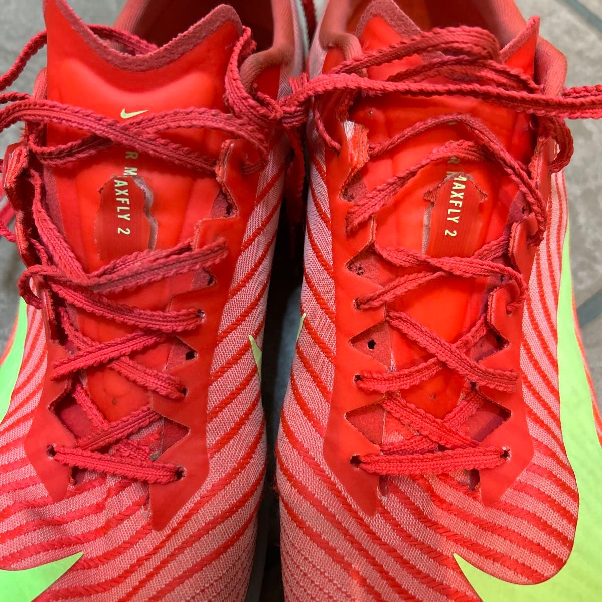 NIKE ナイキ マックスフライ2 右足パンク 25 5 陸上競技用スパイク