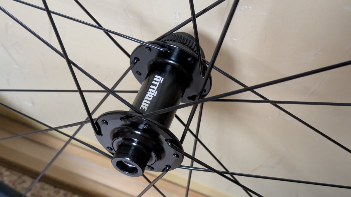 新品】グスト 2025 ATTAQUE Carbon V2 50mm LIGHT カーボンホイール 未