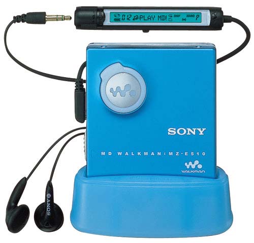 ソニー、スピーカースタンド付きなどMDウォークマン3機種