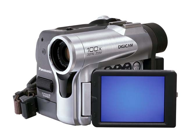松下、3CCD搭載で世界最小サイズのDVカメラ「NV-GS70K」