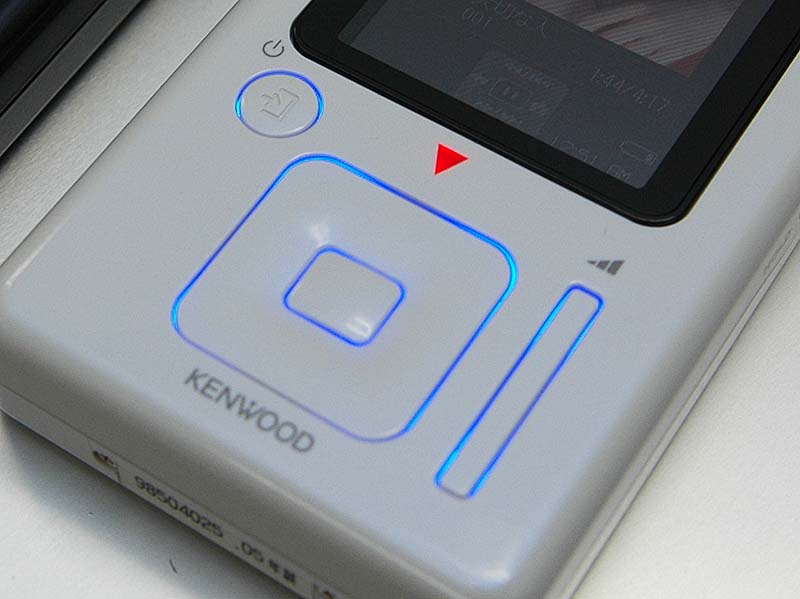 ケンウッド、カラー液晶搭載の20GB HDDプレーヤー