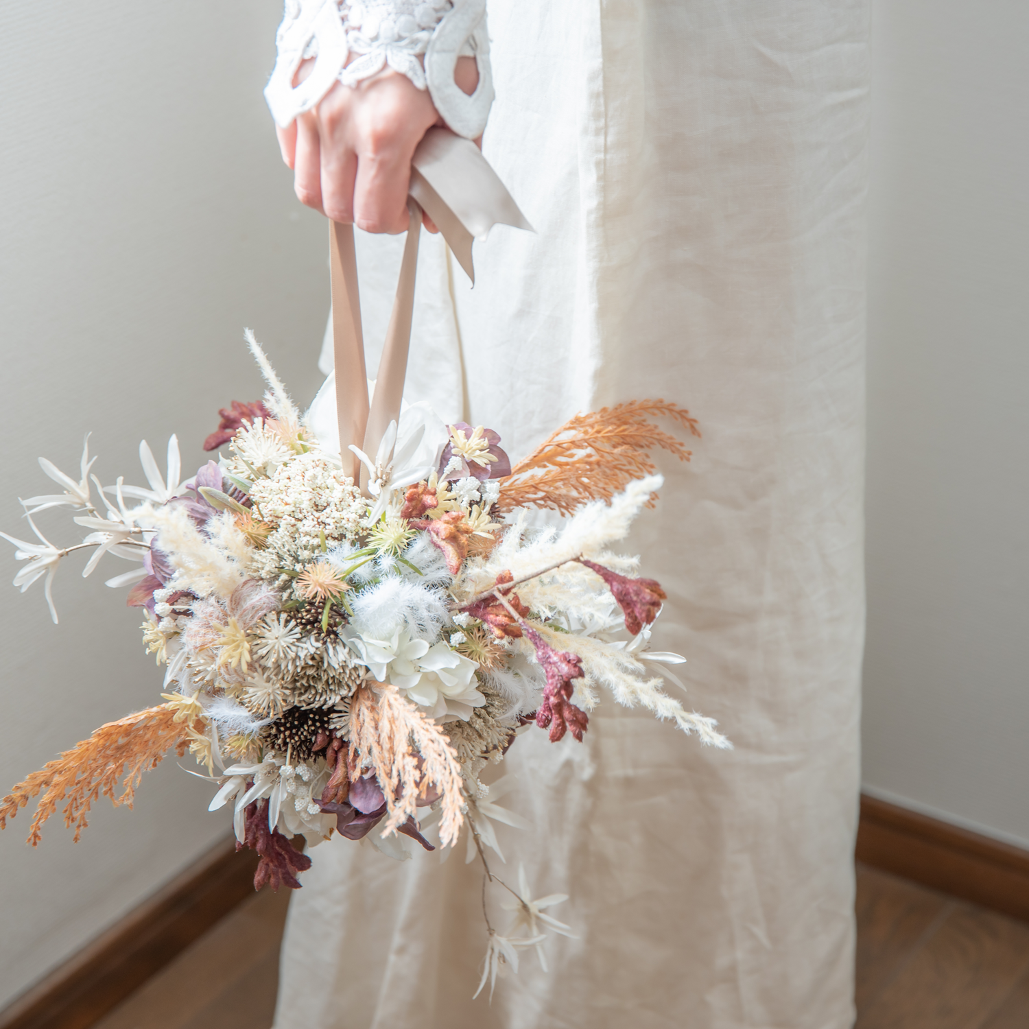 送料無料・ドライフラワー風ボールブーケA】 和装前撮りや結婚式