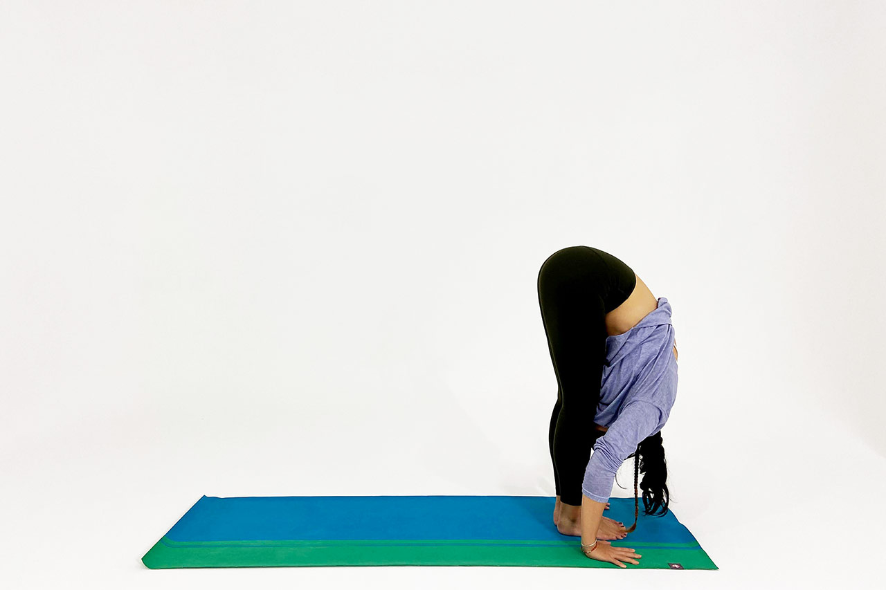 呼吸がポイント！太陽礼拝Aのやり方と効果をやさしく解説 | Yogeek