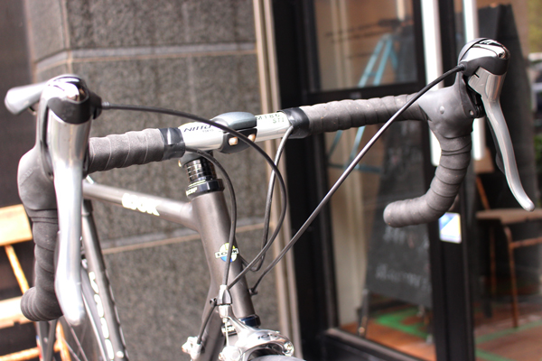 ロングライド向きの優しいカーボンロード。LOOK KG361 お安くLOOKに