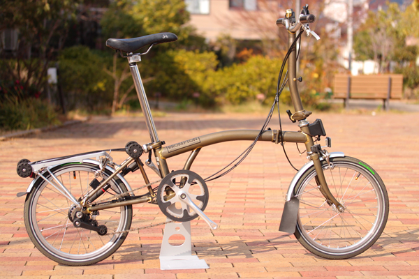 美しい溶接痕はもはや芸術。Brompton （ブロンプトン） S6L RAWカラー