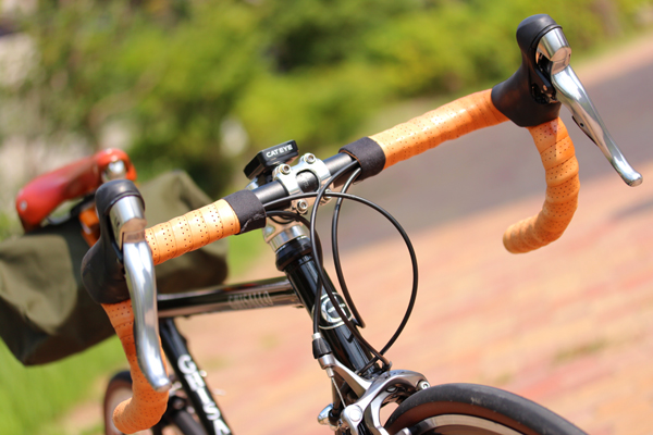 深谷産業発のジャパニーズブランド GHISALLO（ギザロ）305 Road