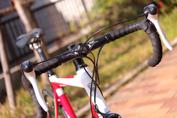 初めてのロードバイクに TREK (トレック) 1.5 アルミロード が買取で