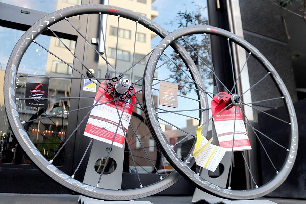 フルクラム FULCRUM レーシングゼロカーボン RACING ZERO CARBON