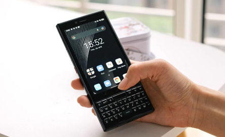 Unihertz Titan Slimの詳細情報｜ビックカメラの格安SIM・BIC SIM