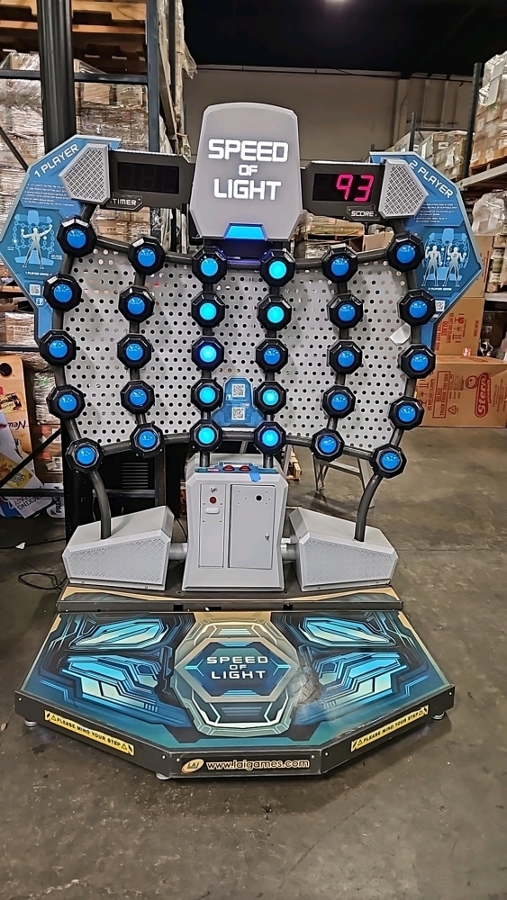 SPEED OF LIGHT 2 PLAYER DELUXE TICKET REDEMPTION GAME LAI GAMES