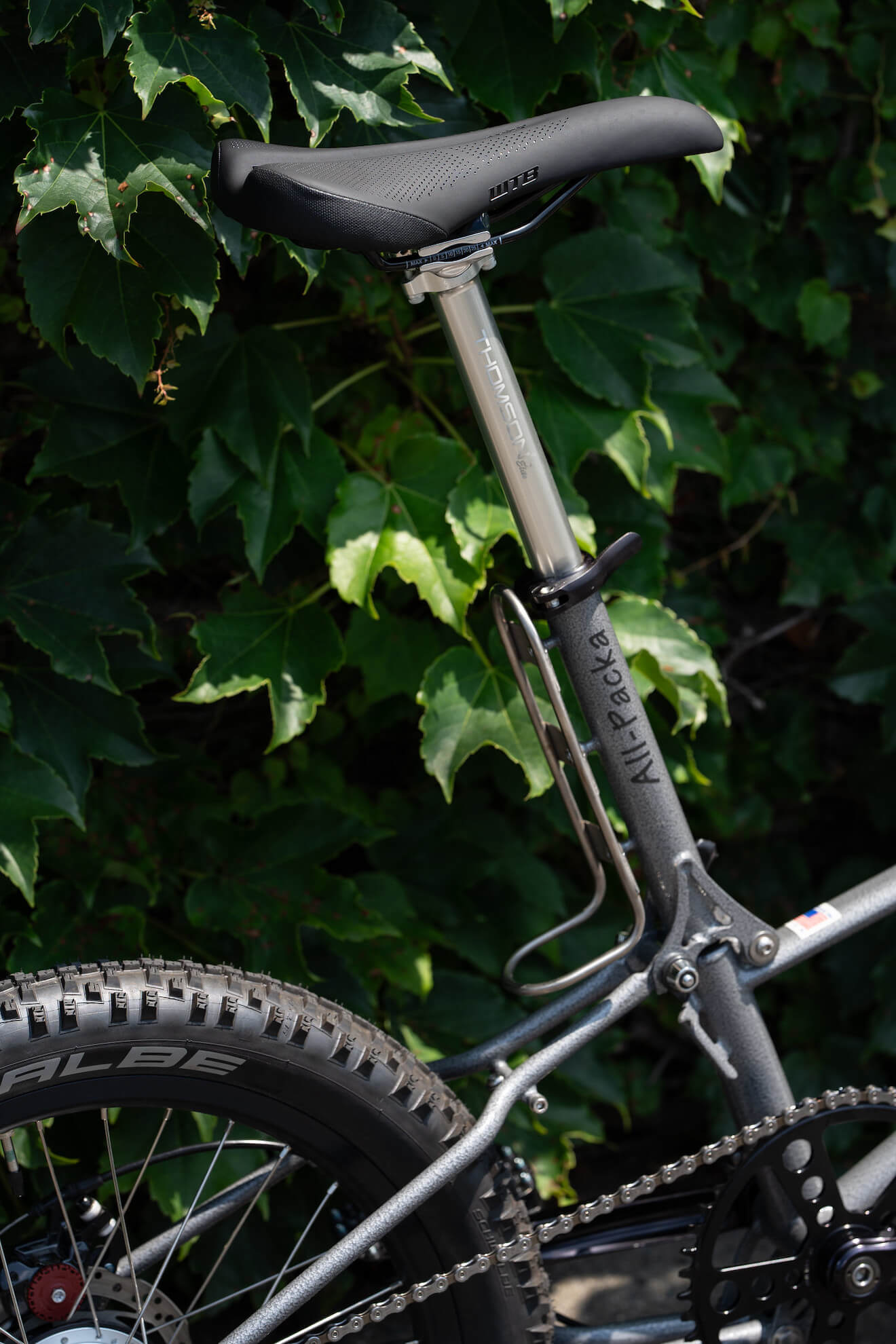 BIKE FRIDAY TOKYO / Blue Lug