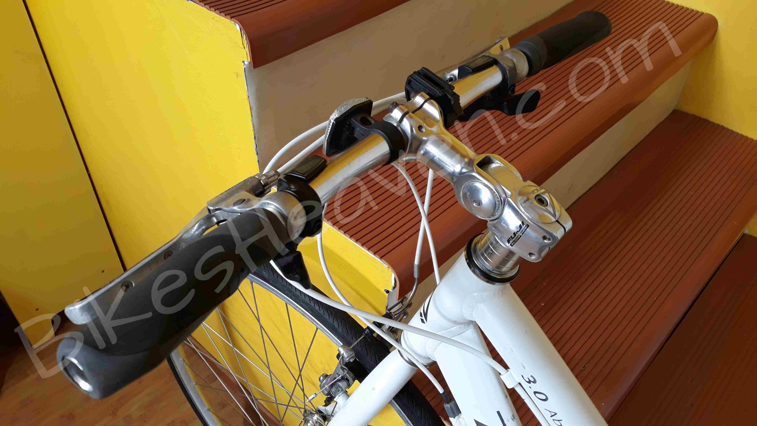 2011 Fuji Absolute 3.0 - Bikes Heaven