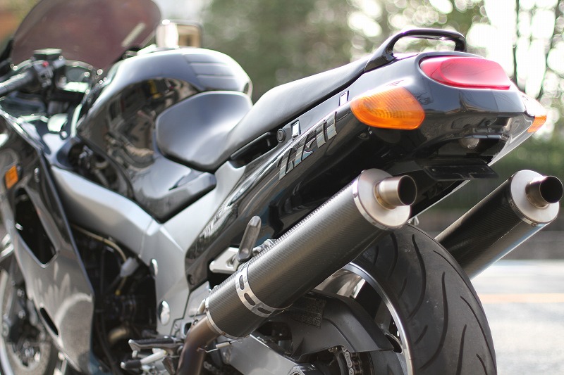 カワサキ ZX-11 | 埼玉県戸田市 中古バイク販売＆買取 バイカーズコア