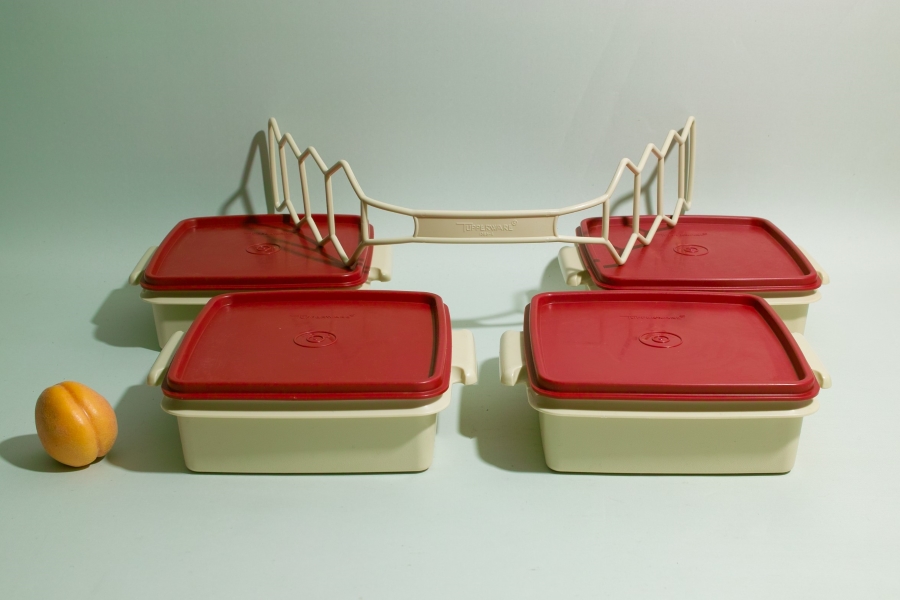 No.6806「タッパーウェア：ピクニックセット」SOLD | ボルトナット