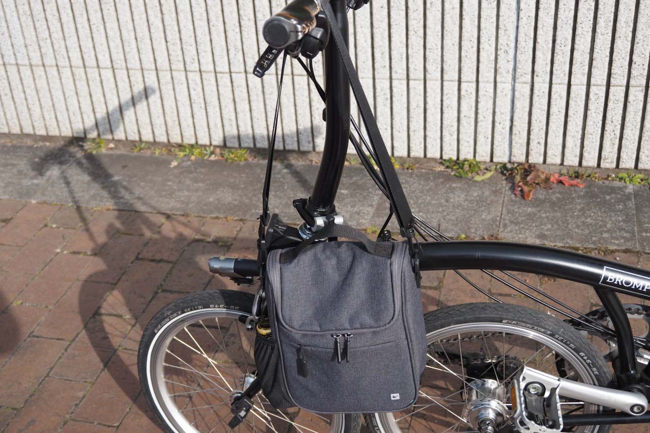 Rhinowalkのフロントバッグを使ってみた：ミニベロ向きで収納力は高い