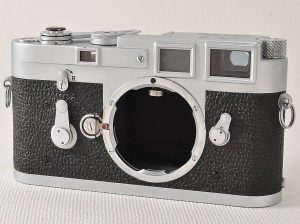 Leica M5／悲運もあるがM型ライカ最高の操作感を味わえるカメラ