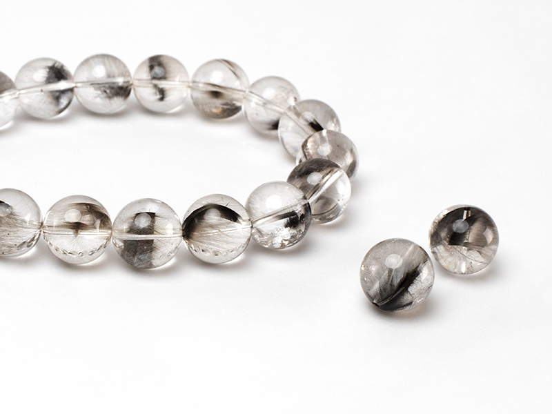 4/6発売：白金色の針が美しく冴えるプラチナルチルクォーツが入荷しま