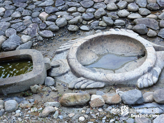 斉明天皇の道教への憧れ「飛鳥奇石群（2）亀形石造物」【奈良】 | 日本