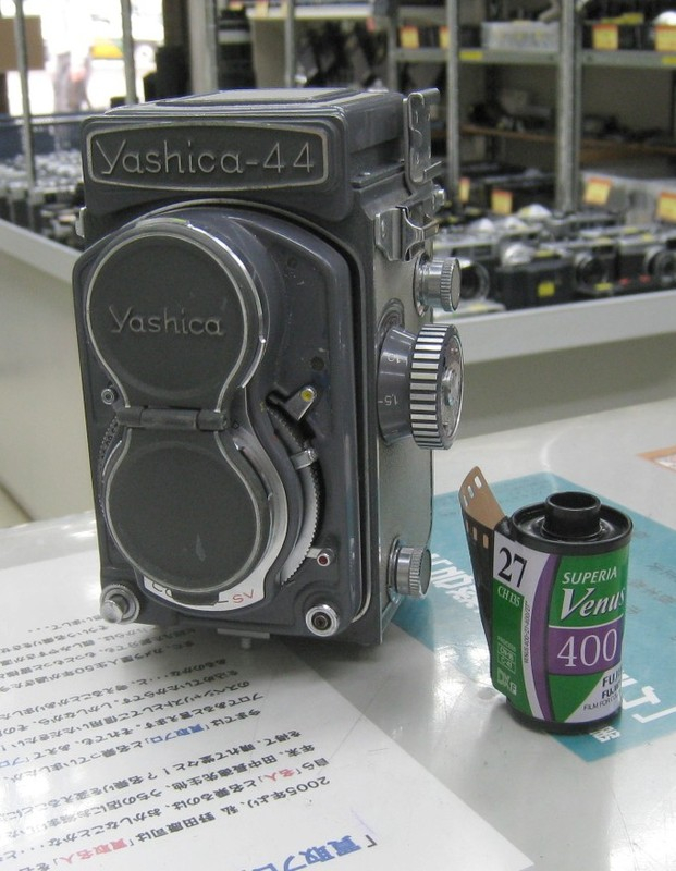 我楽多屋(中古カメラアクセサリーとジャンクカメラ): 35mm版4×4二眼