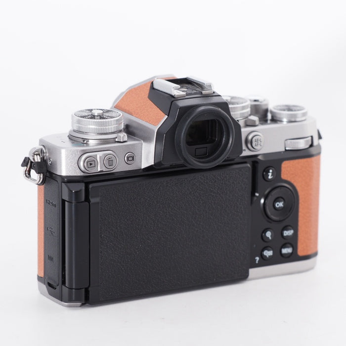 Nikon ニコン ミラーレス一眼カメラ Z fc ボディ Zfc シルバー