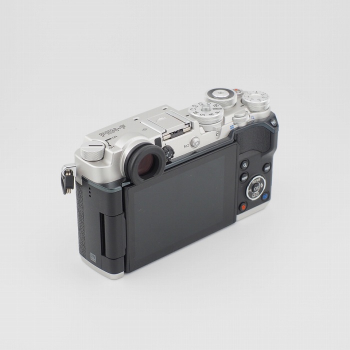 中古】(オリンパス) OLYMPUS PEN-F ボデイ シルバー｜ナニワグループ