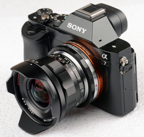 Voigtlander 15mm f/4.5 III LM