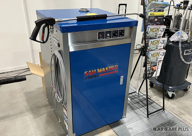 プロの現場では「温水」を活用した汚れ除去で時間短縮…AA九州2025