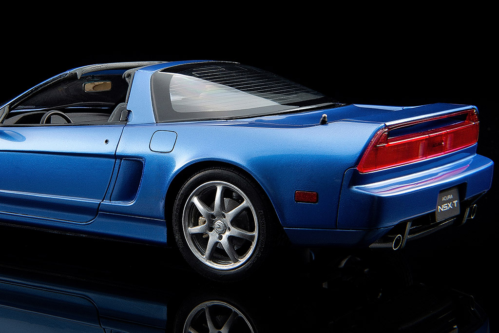 タルガトップで優雅にクルージング！タミヤ製「初代NSX」をタイプTかつ