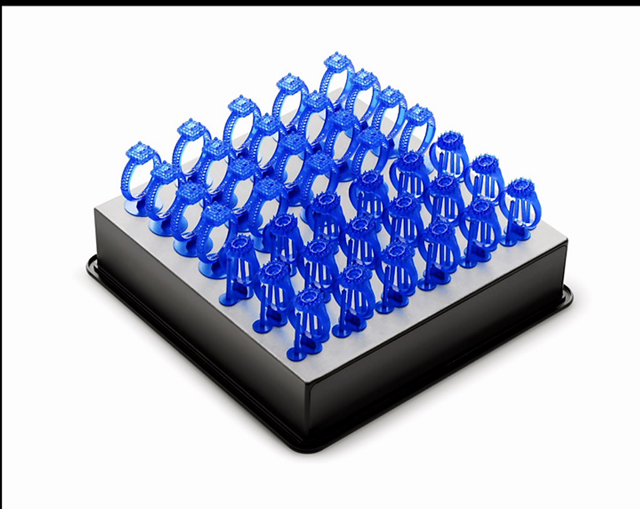 コストパフォーマンスに定評ある光硬化型3Dプリンタ「Form2」、国内