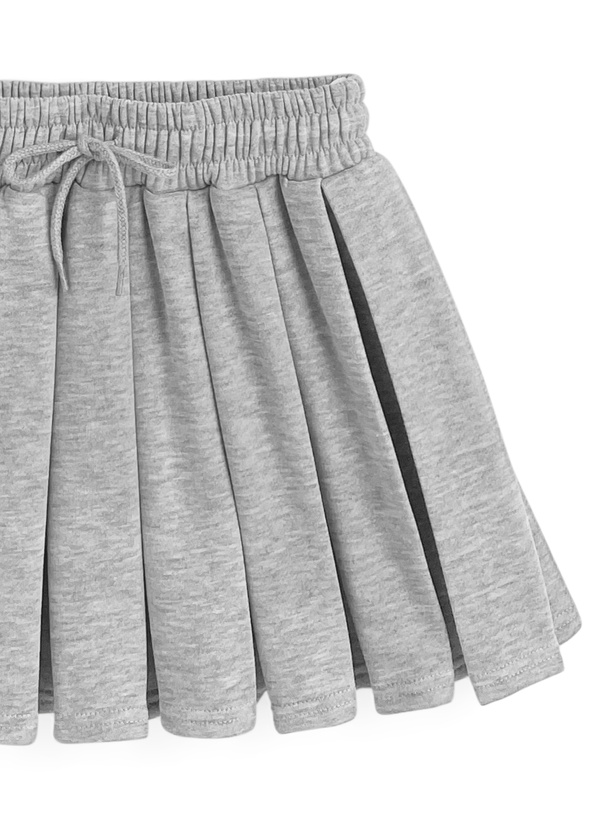 ラインストーンロゴパーカー×プリーツミニスカートスウェット