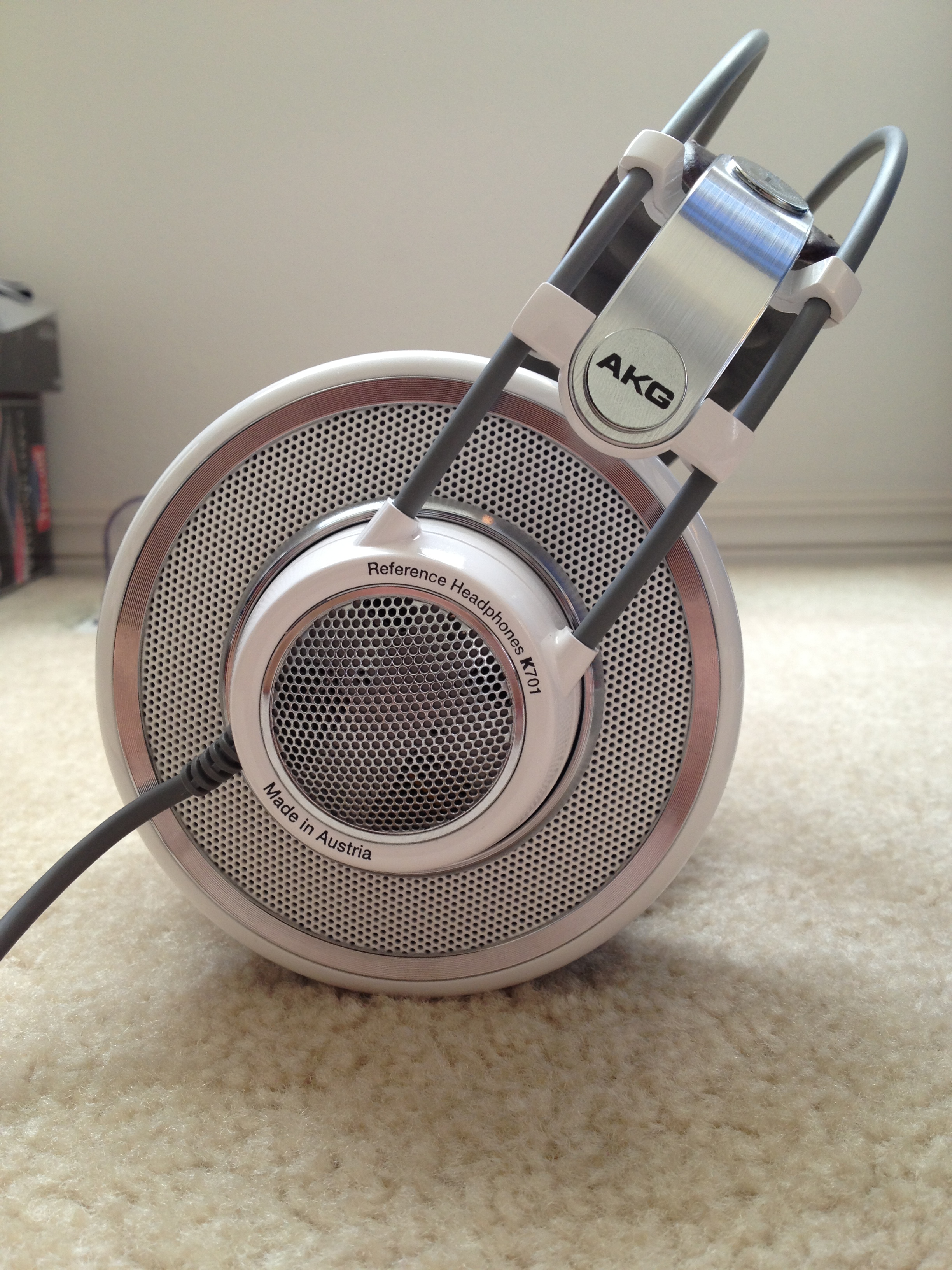 AKG K701 ヘッドホン Made in Austria AKG K701 Headphone Reviews