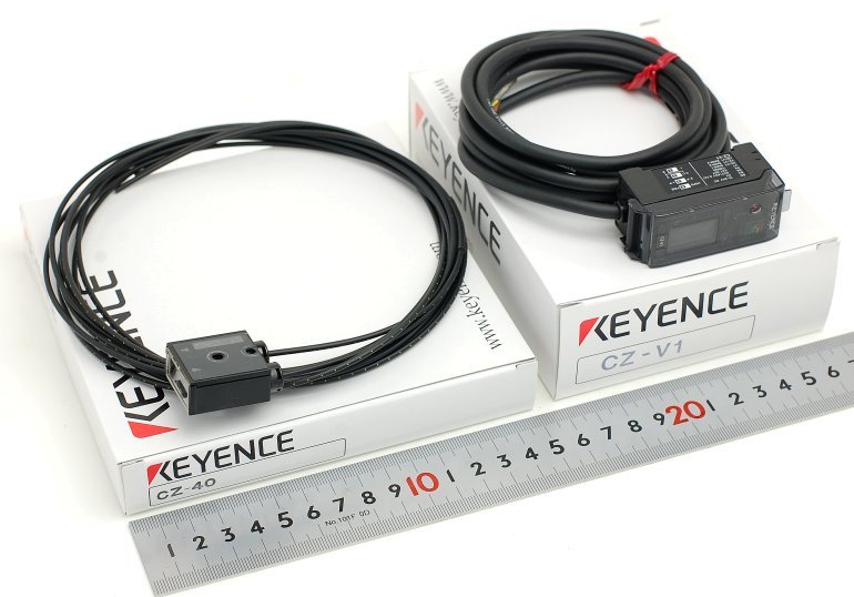 キーエンス デジタルカラー判別センサ CZ-V1+CZ-40 | 保守部品.com