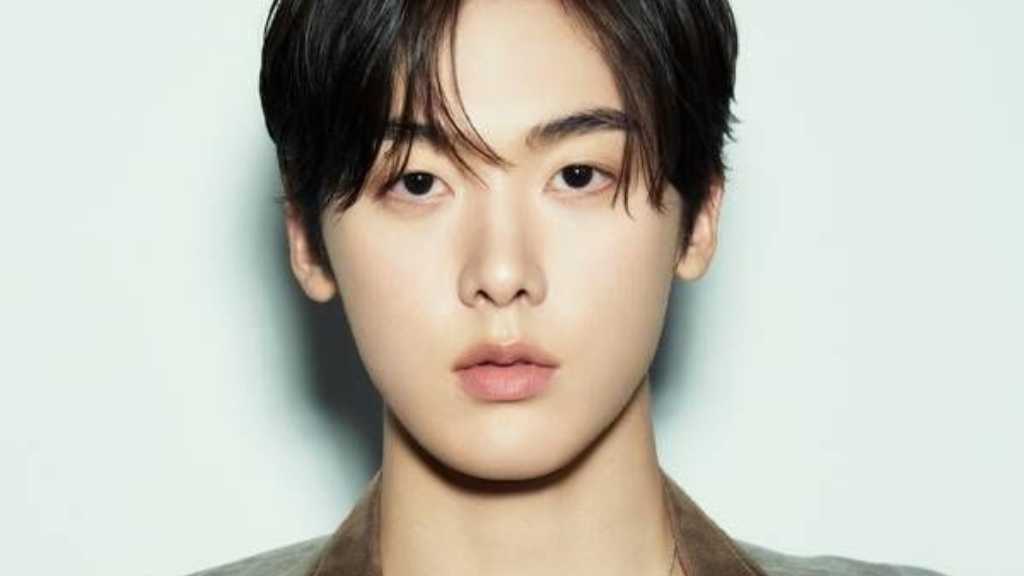 ASTRO ユンサナ、新プロフィール写真を公開…多彩なビジュアルで異なる