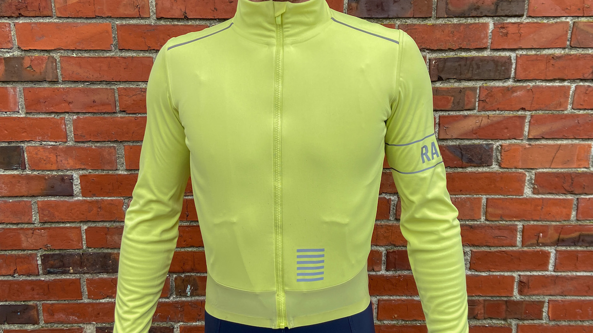 Rapha Men's Pro Team Long Sleeve Gore-Tex Infinium Jersey review