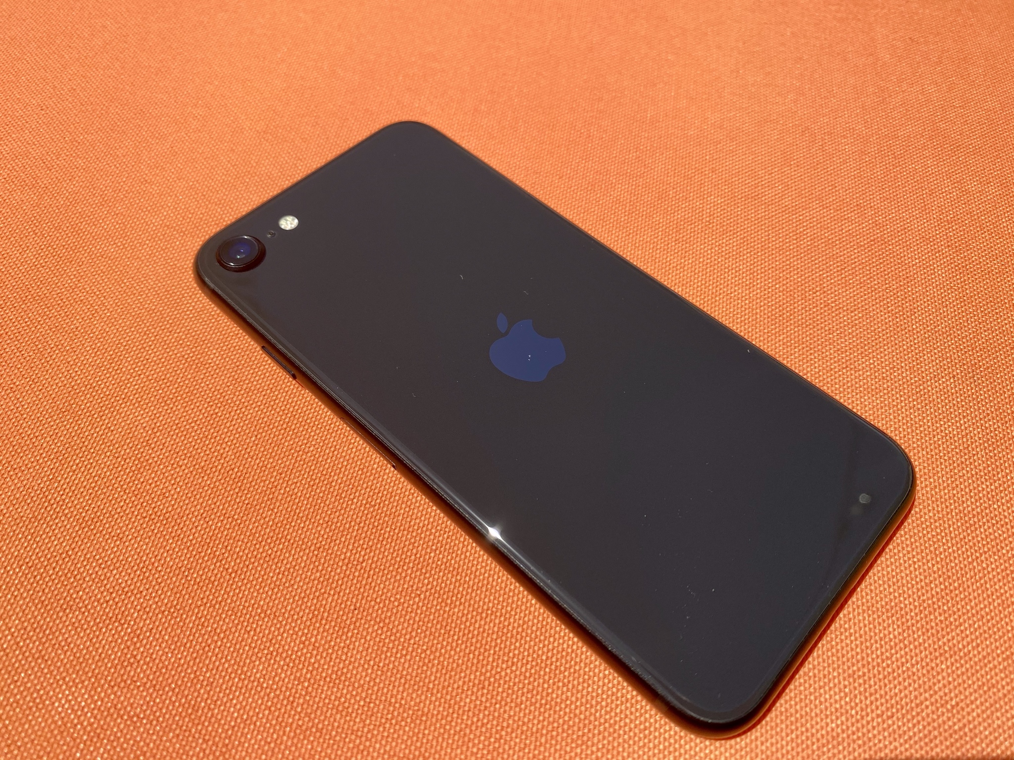 iPhone SE (2020) review: A lot of iPhone for a little bit o' money