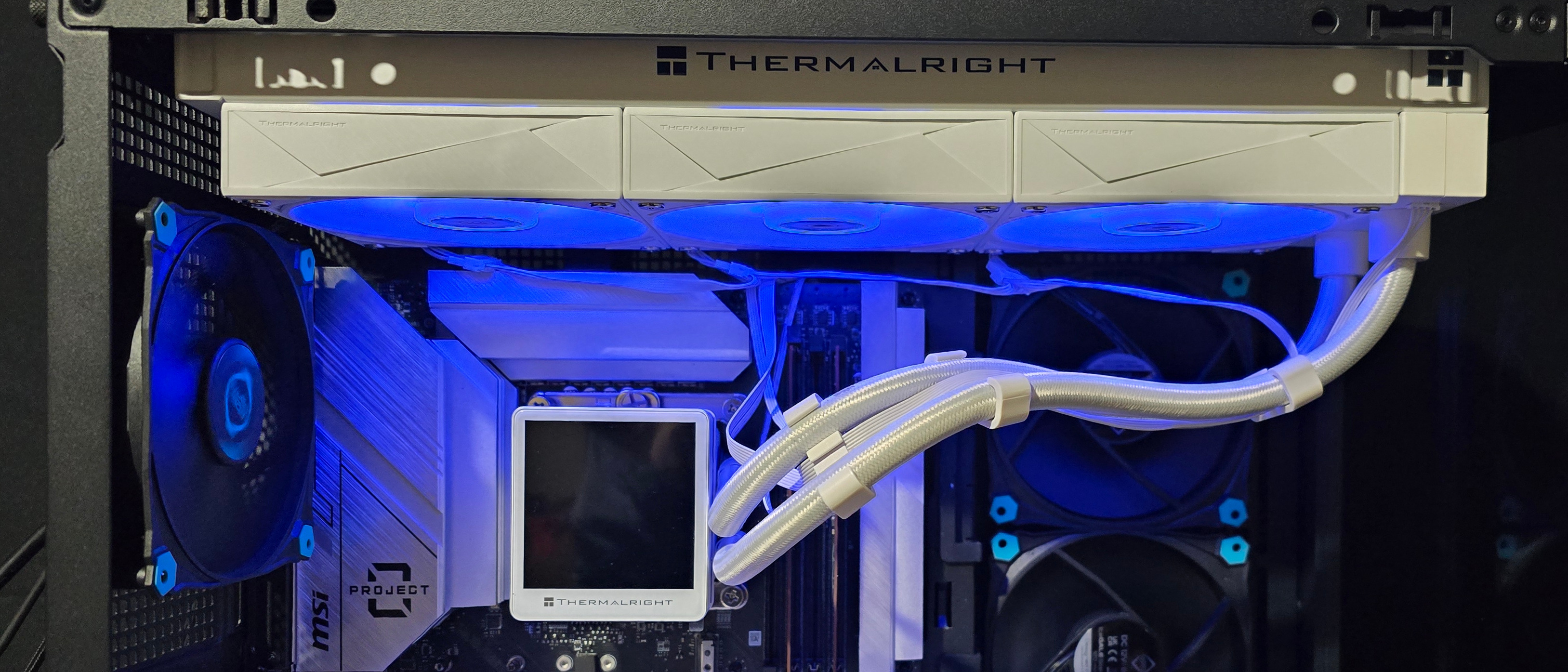 Thermalright Grand Vision 360 Review: It's not a competition, it