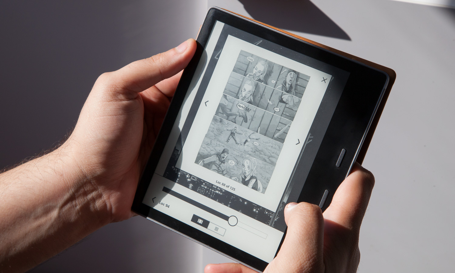 Amazon Kindle Oasis (2017) Review: Best Kindle Ever, If You Pay Up