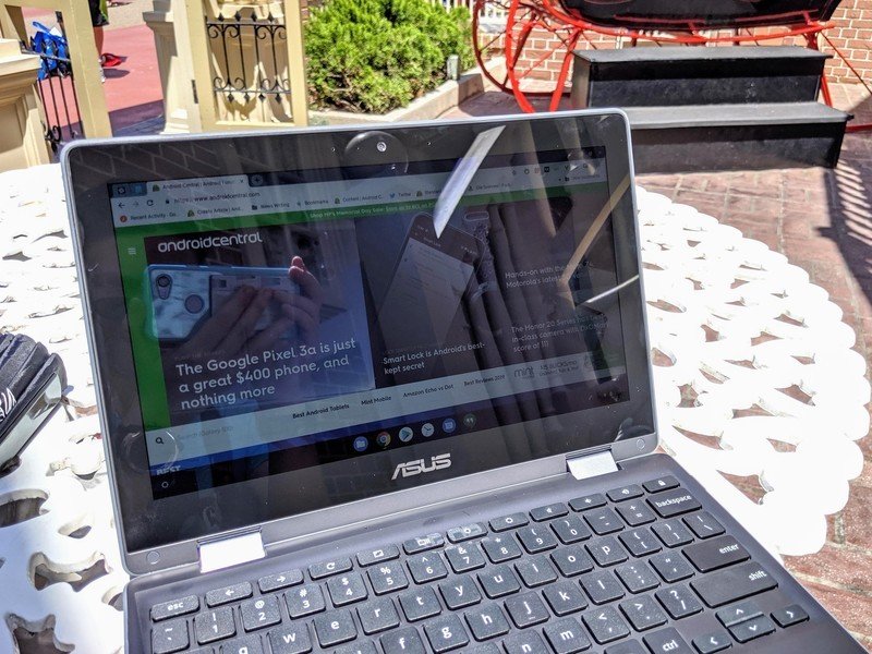 ASUS Chromebook Flip C214 review: Best for students, awesome for
