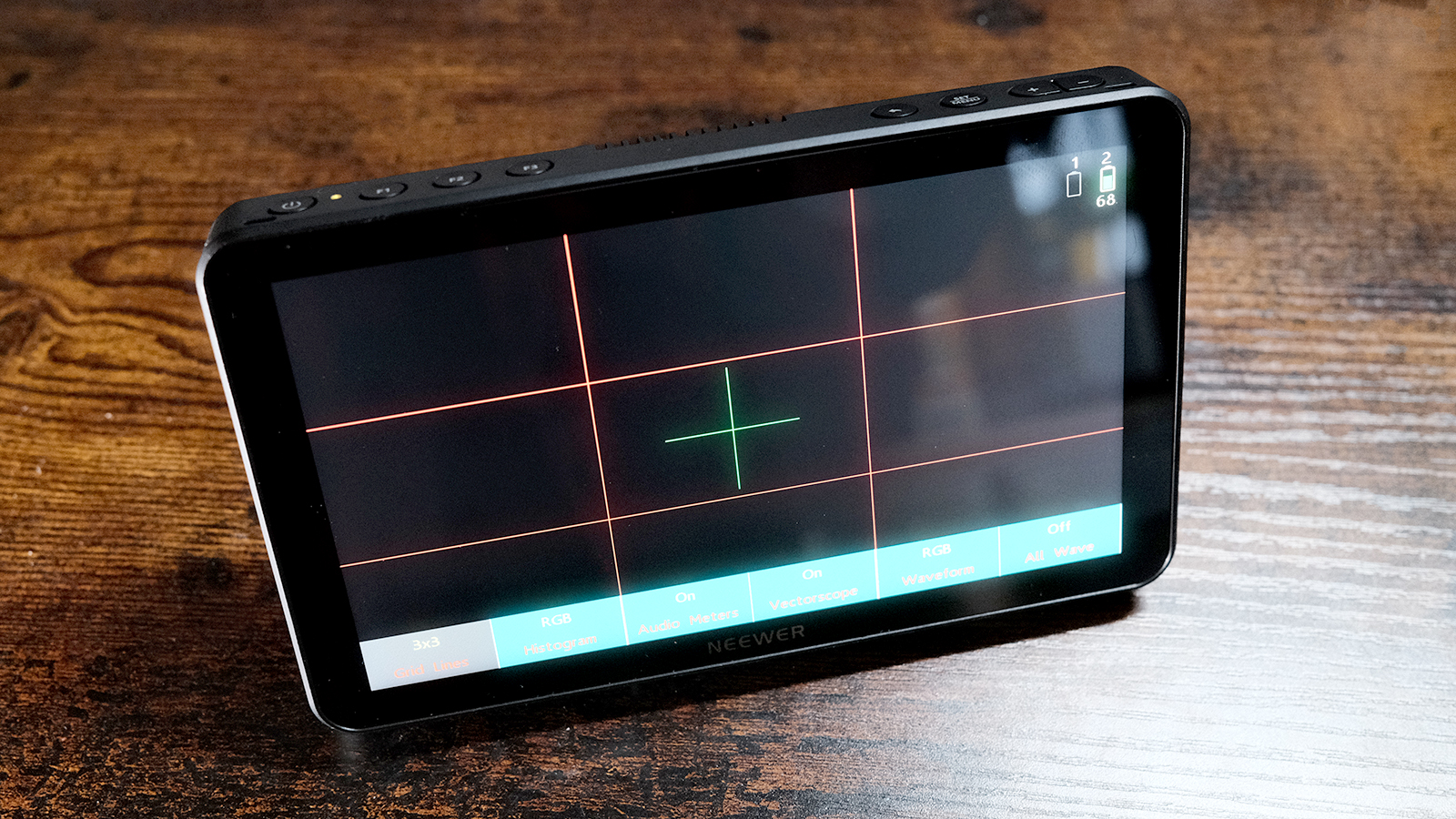 NEEWER F700 カメラ モニター 動作確認のみ