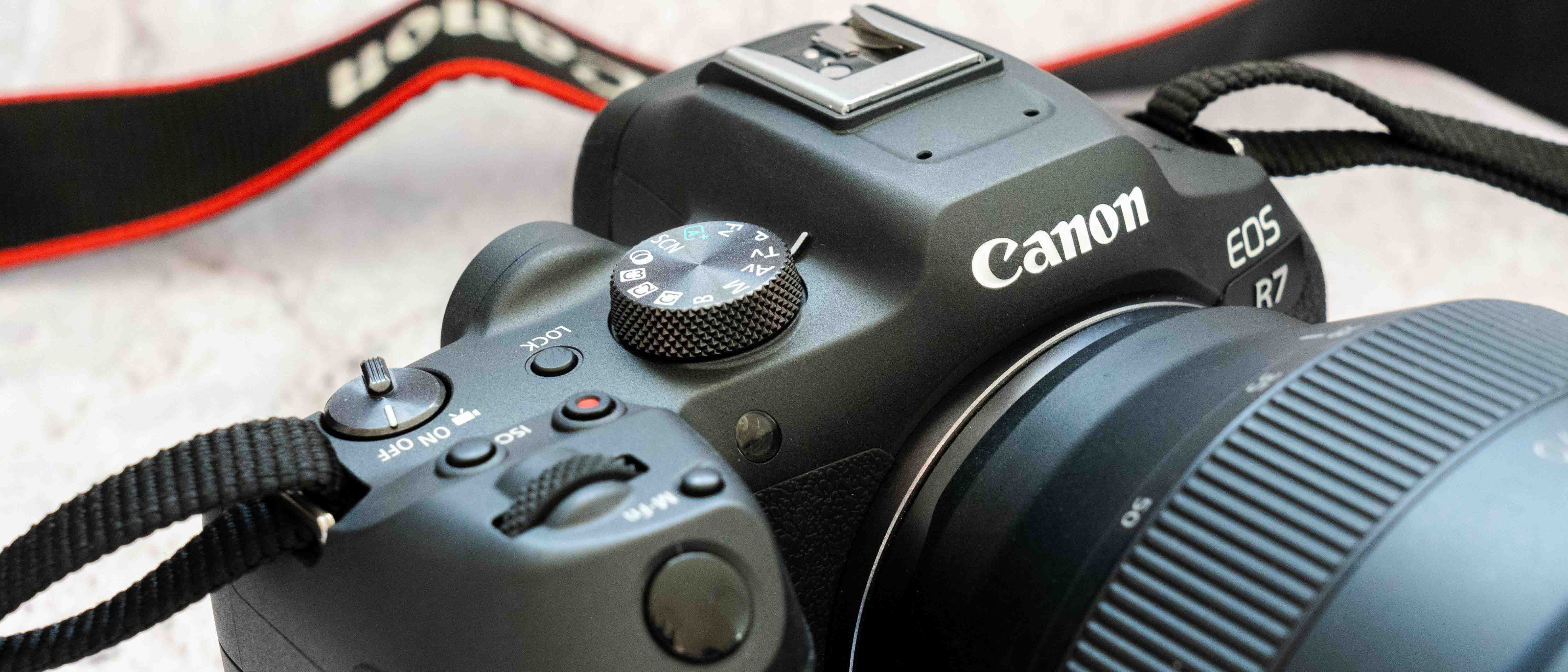 Canon EOS R7 Review | Space