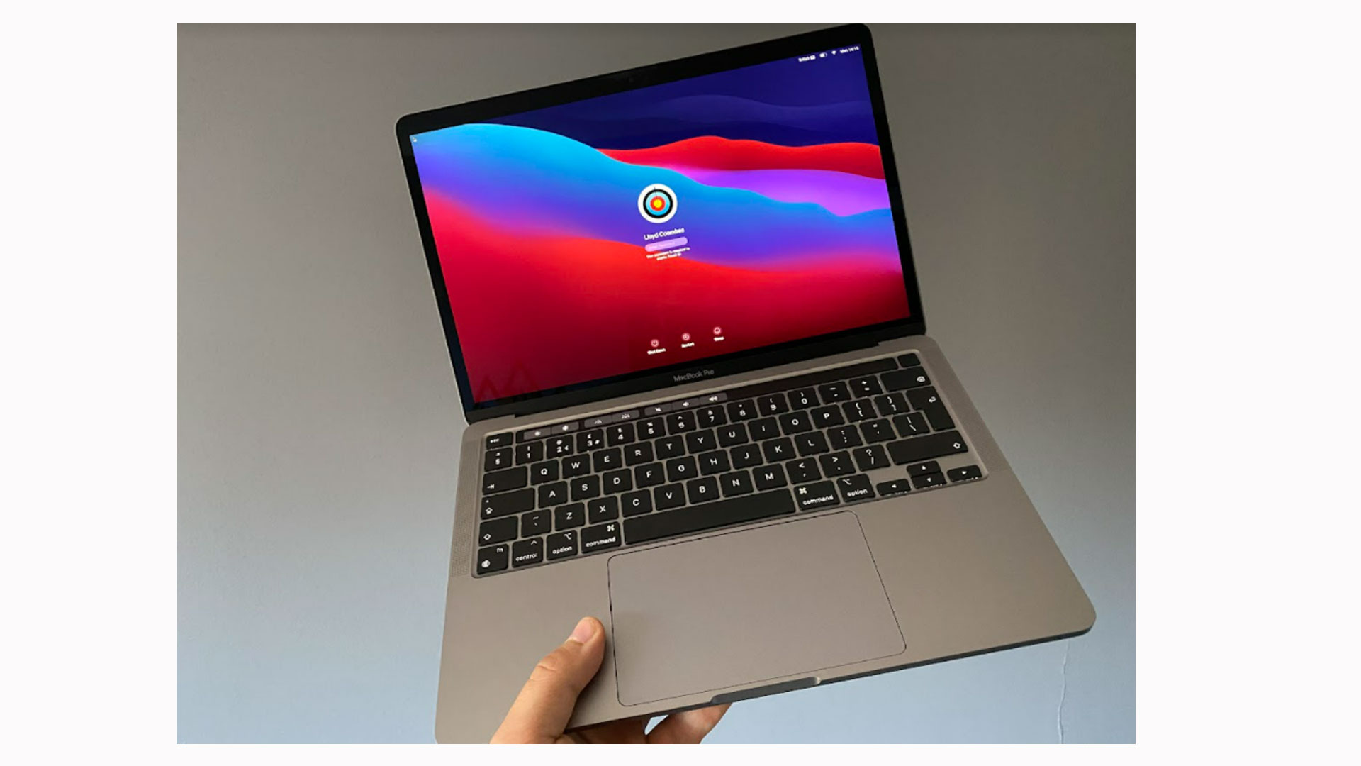 MacBook Pro 13-inch (2020) review | Space