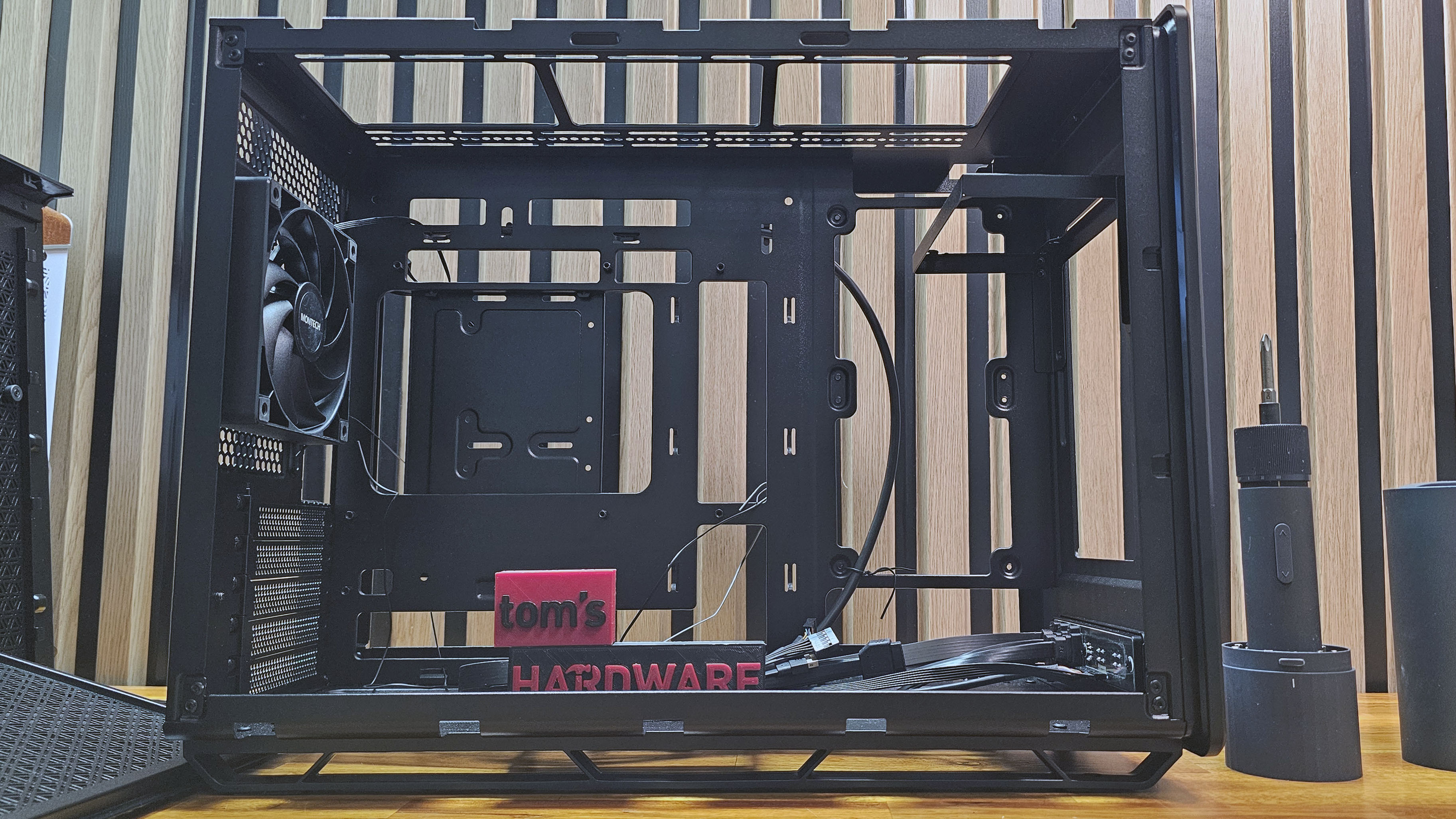 Montech's Heritage Pro case is like a designer handbag for your