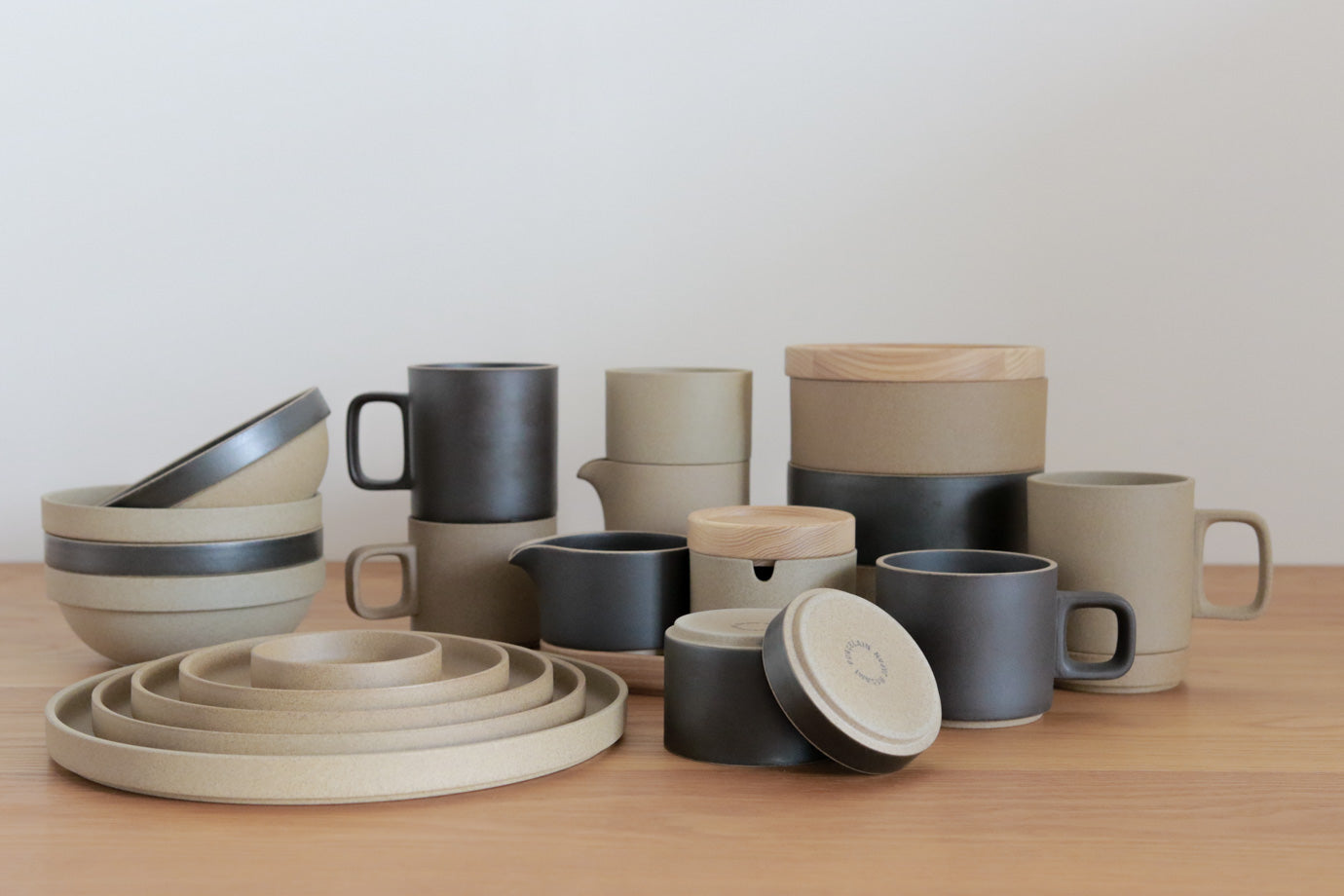 HASAMI PORCELAIN(ハサミポーセリン)とはどんな器？ – Shinc lab