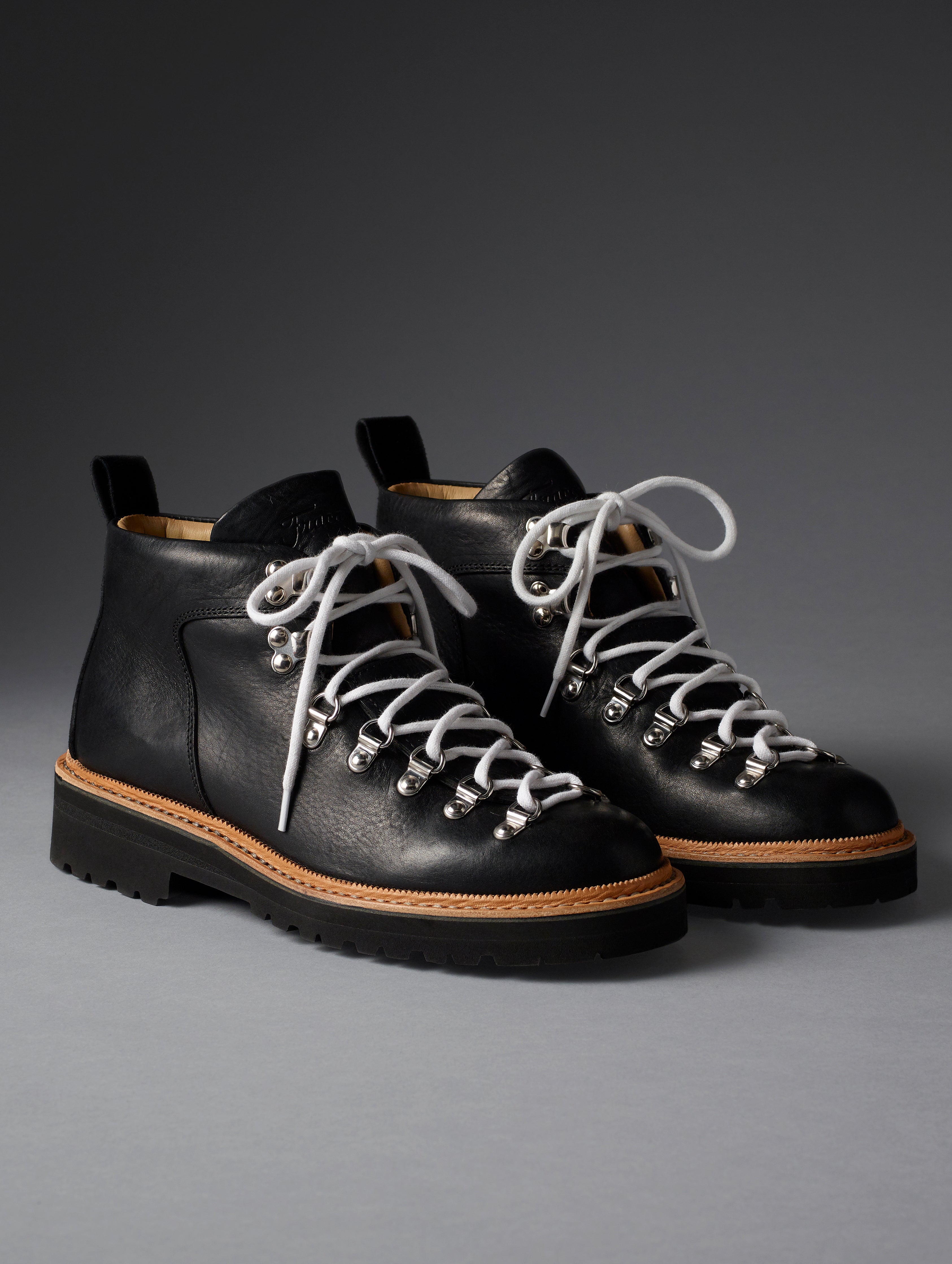 W Dolomite Boot - Onyx Black