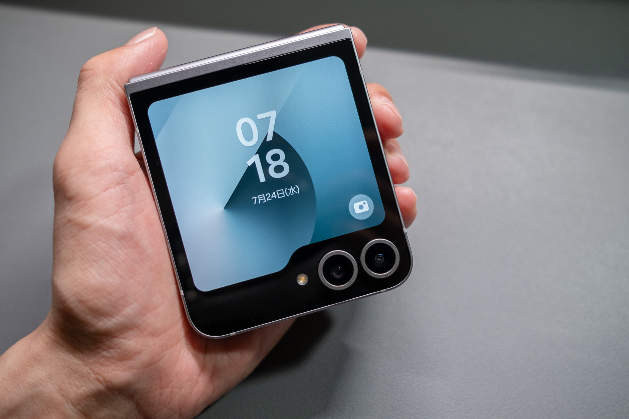 Galaxy Z Flip6をレビュー！AI機能の進化でさらに使いやすく楽しくなっ