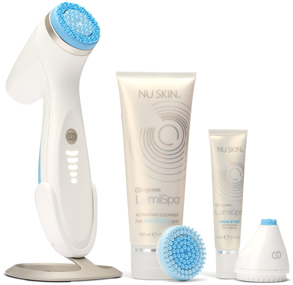 Nu Skin ageLOC LumiSpa iO Beauty Device Skincare Kit | BellAffair.com