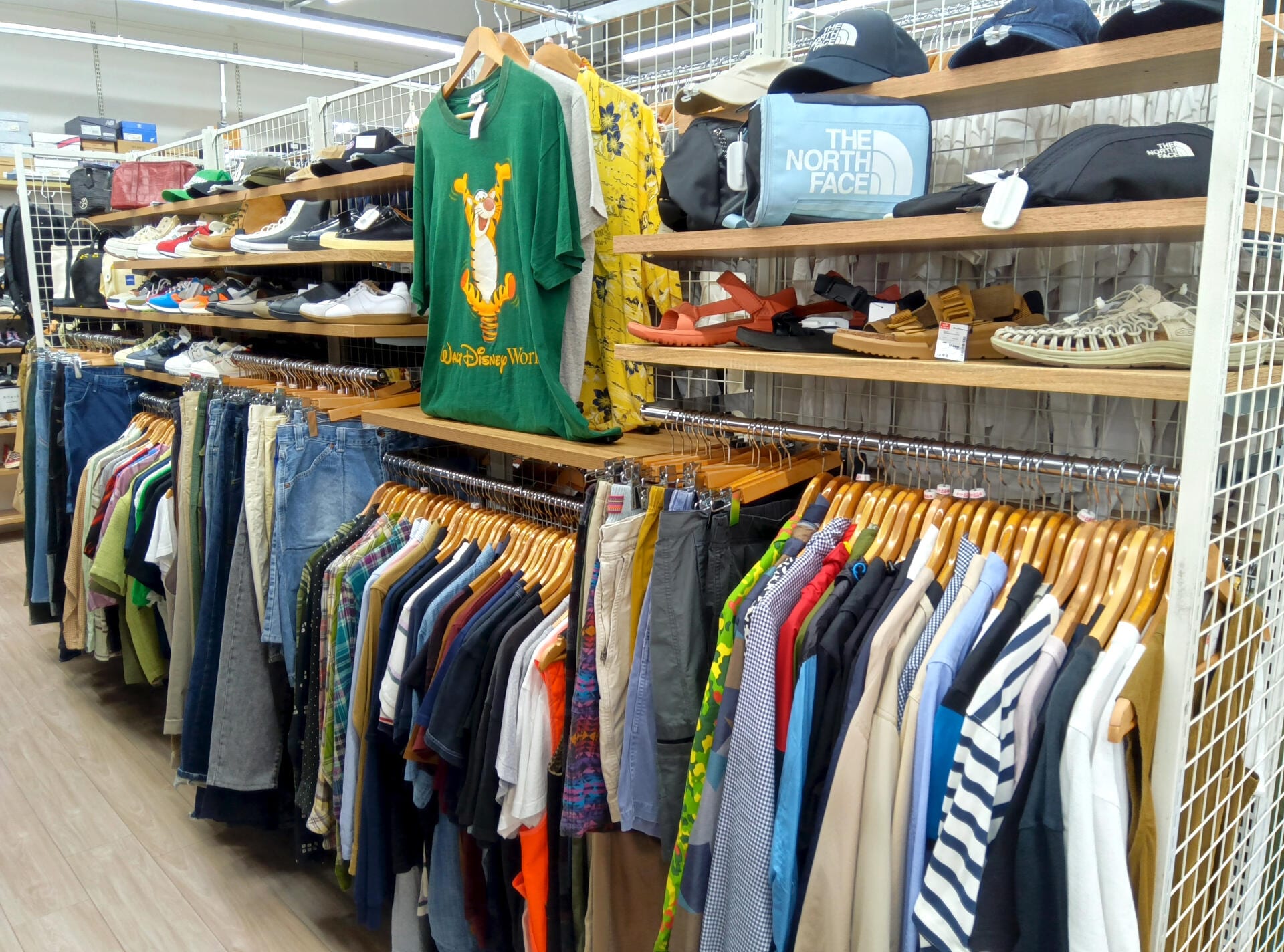 セカンドストリート 八代松江店｜洋服(古着)・家具・家電等の買取と