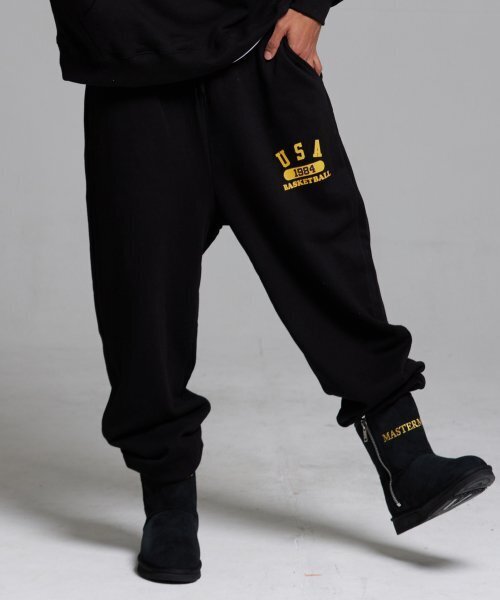 ユエスエイロゴトレーニングジョガーパンツブラックイエロー