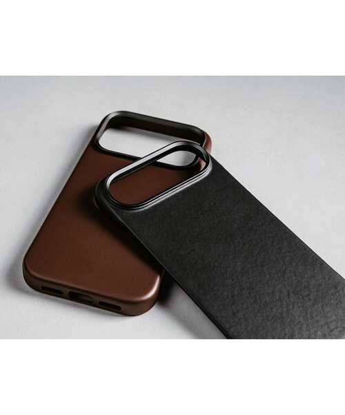 NOMAD（ノマド）の「NOMAD / Traditional Leather Case iPhone Air